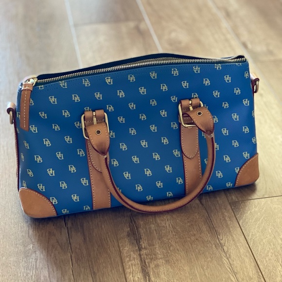 Vintage Dooney & Bourke Handbag & Crossbody - Picture 4 of 5